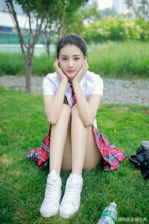 九游娱乐(jiuyou)官网-尼克斯击败热火，西部决赛中布伦森贡献关键助攻，布克去尼克斯