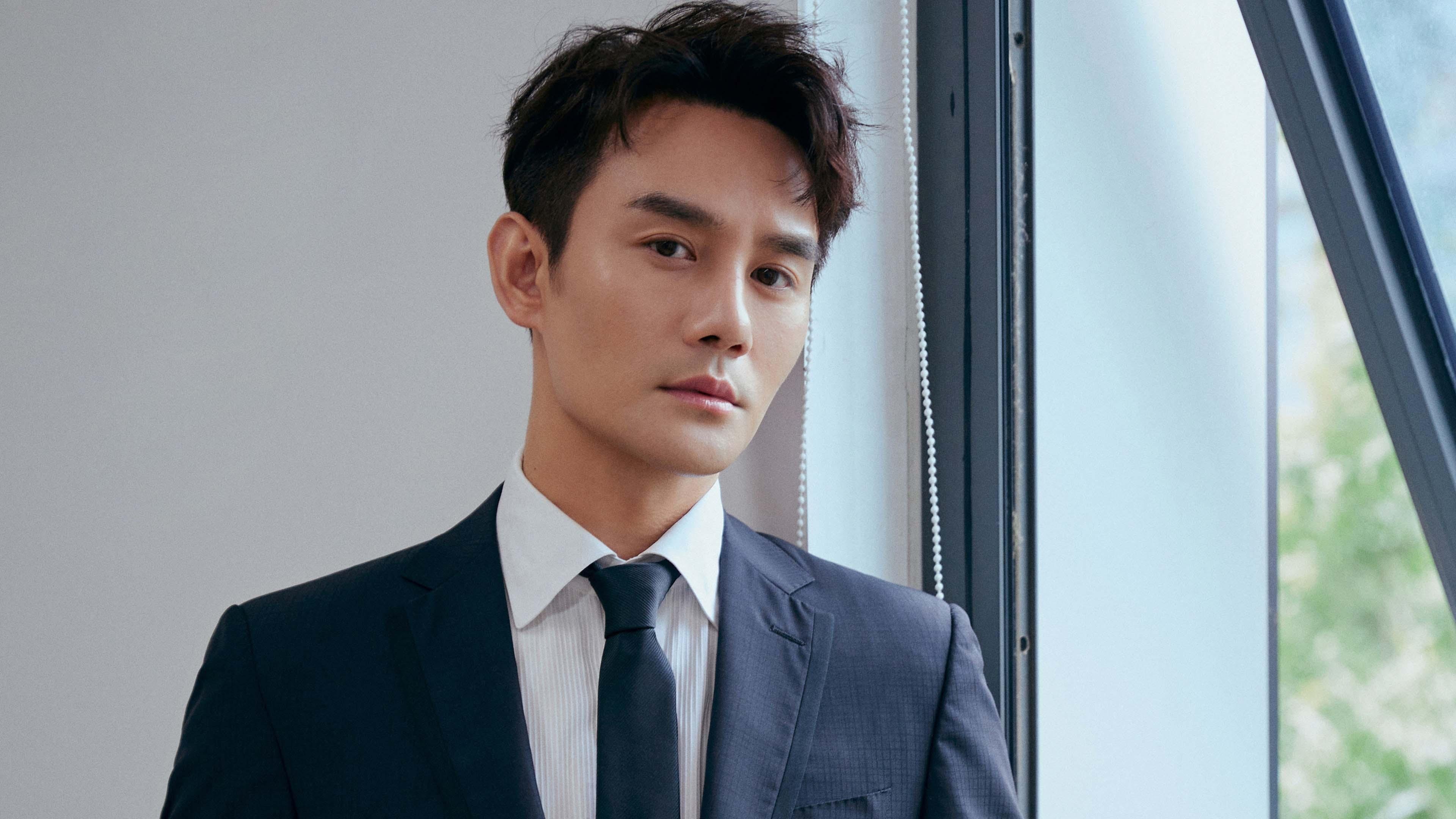 曼联队长麦奎尔坚定守卫后防，令对手难以得分，曼联队长马奎尔