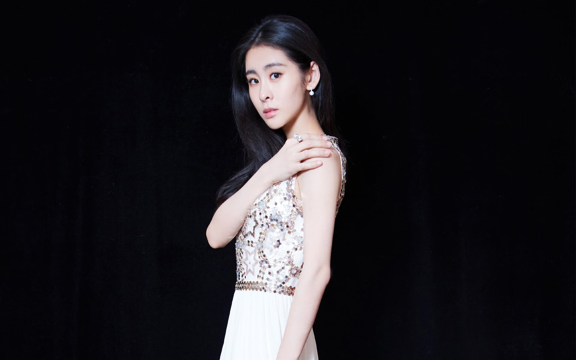 九游网页版入口-精彩比拼打破僵局，赢得掌声与赞誉，打破僵局同义词