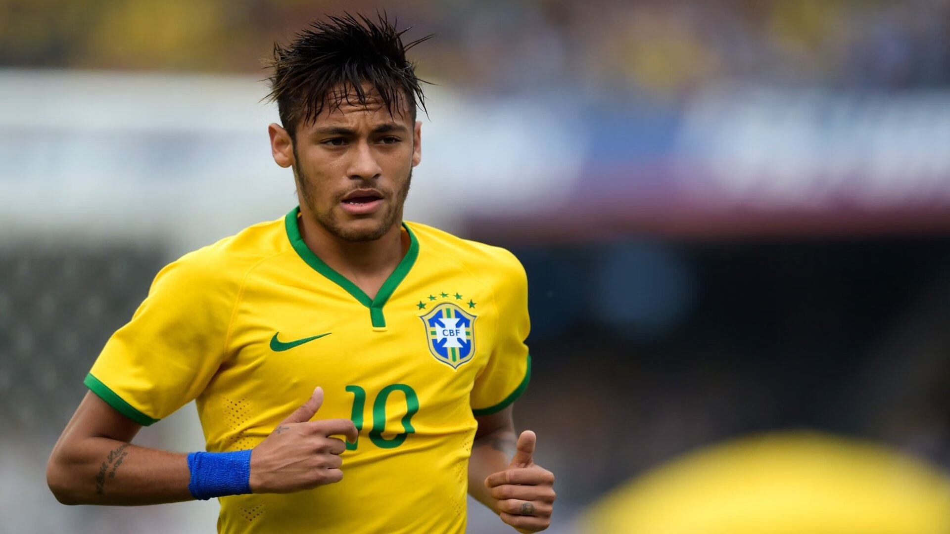 九游官方游戏-外教文化融入难影响团队凝聚力，外教团队对训练的要求很高